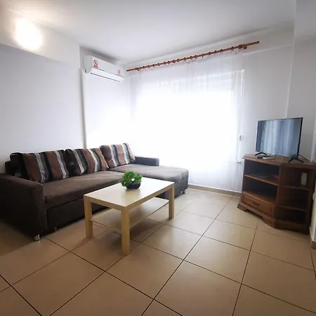 Monika Apartman *